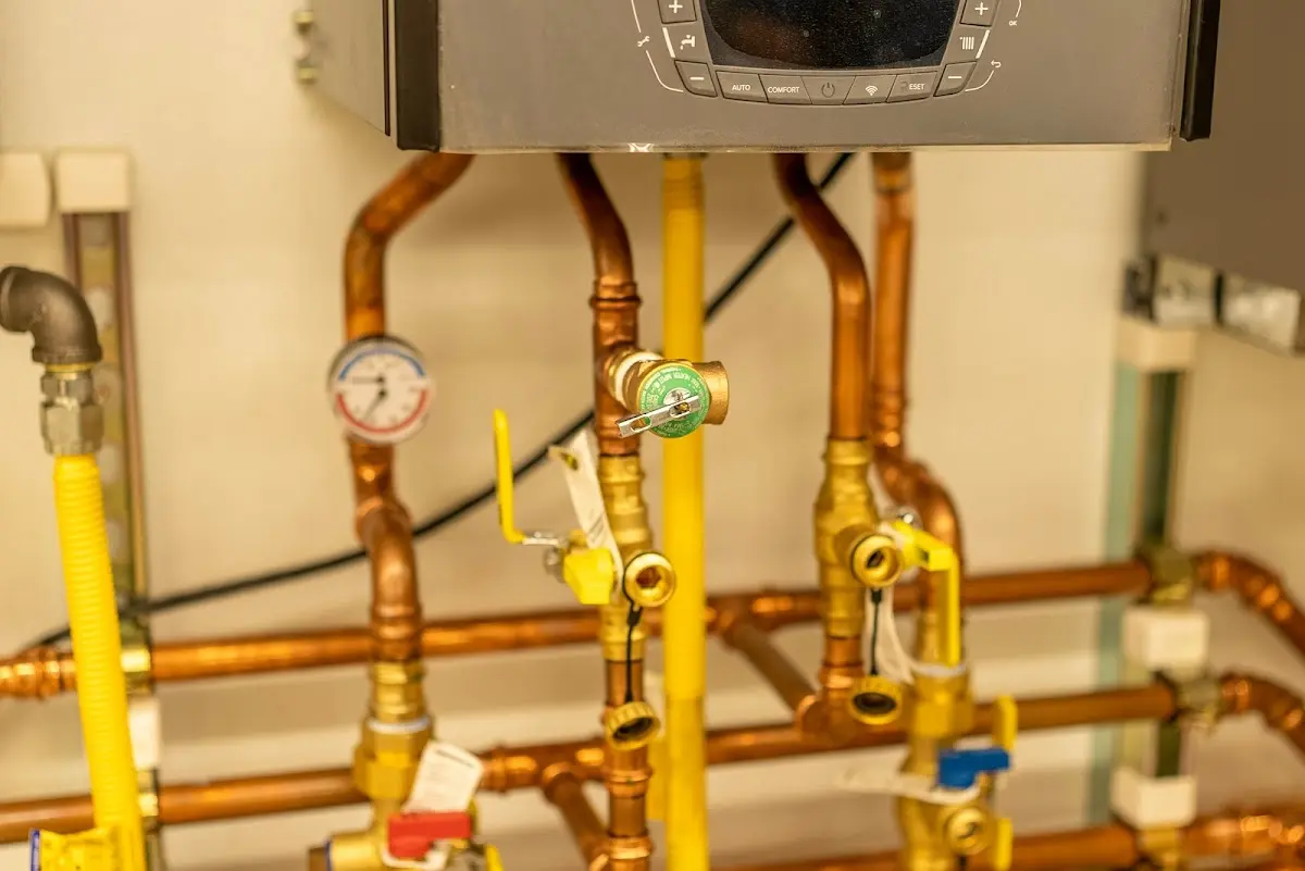 Licensed technician providing Pipe Repair for a homeowner in Duvall